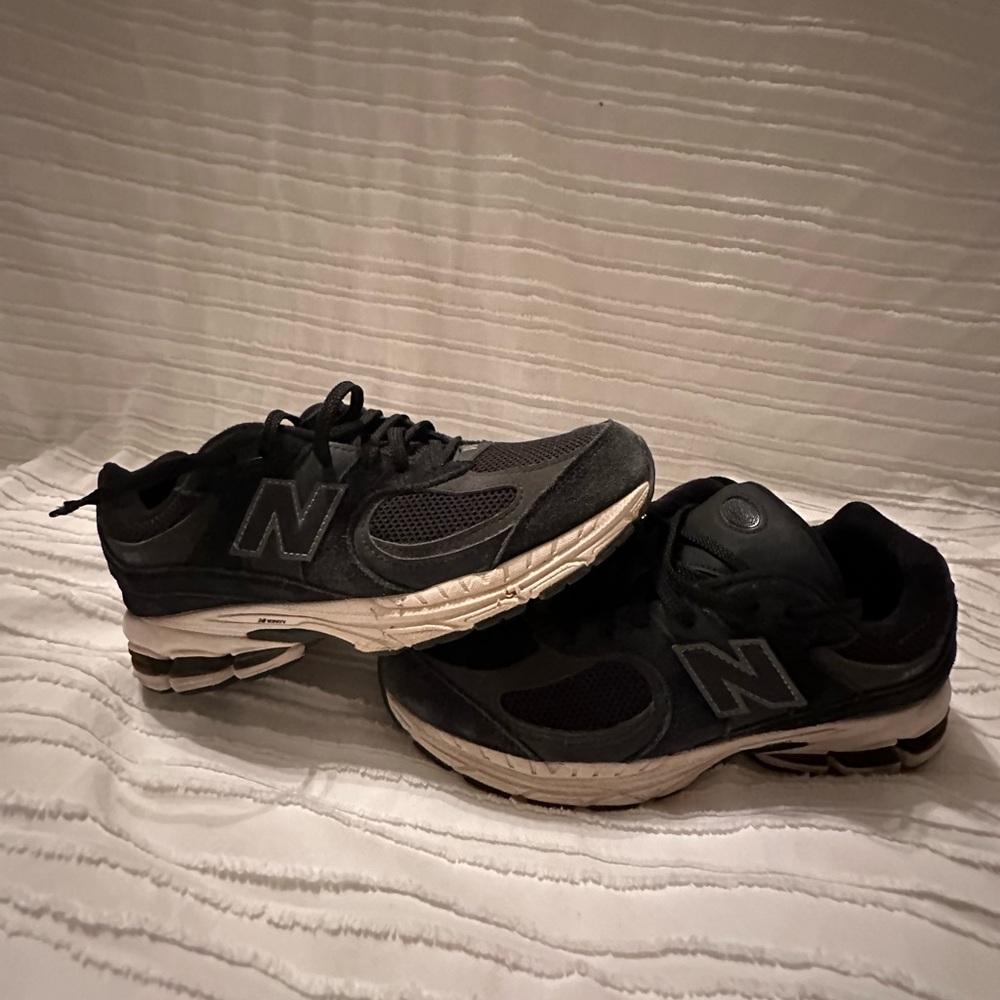 New balance used shoes, no box no insoles